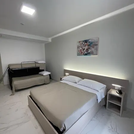 Отель Diadema 4*